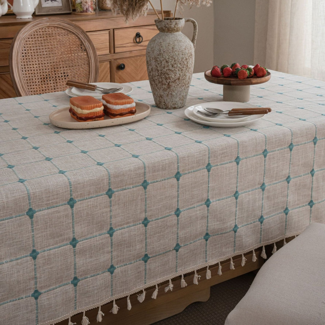 Farmhouse Lattice Tablecloth