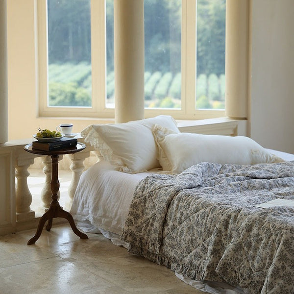 Cottage Floral Summer Quilted Blanket