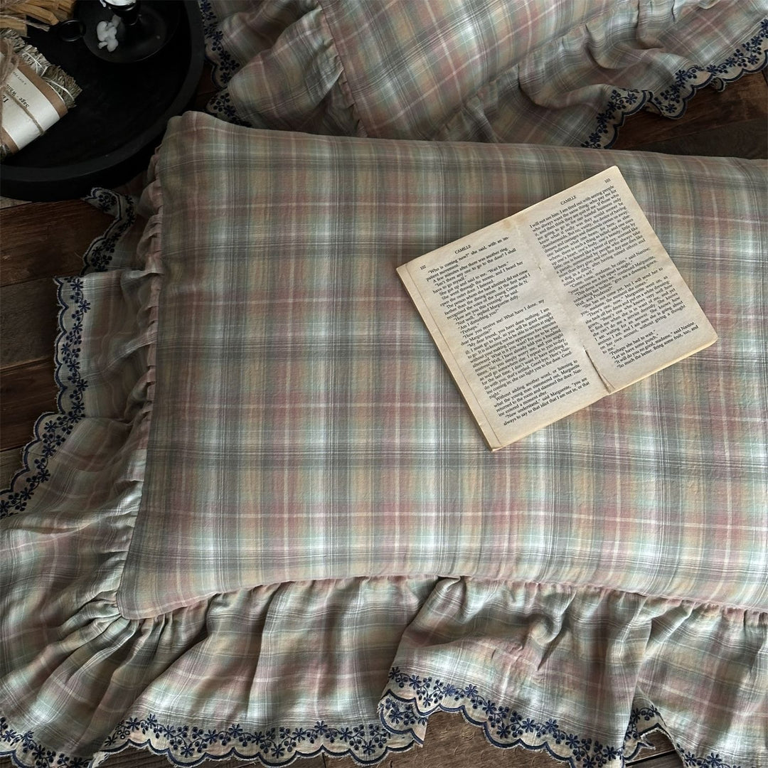 Forest Tartan & Ruffle Bedding Set