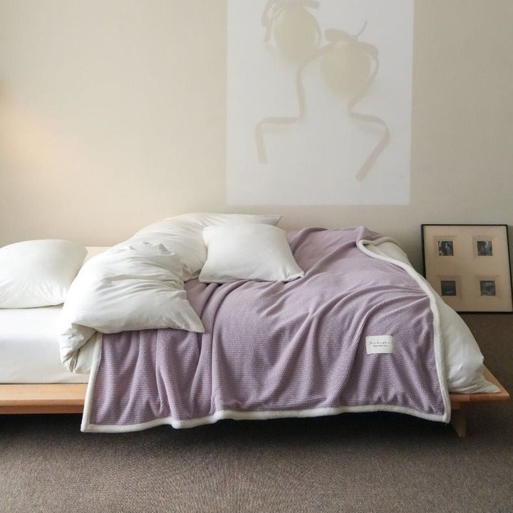 Macaron Bubble Throw