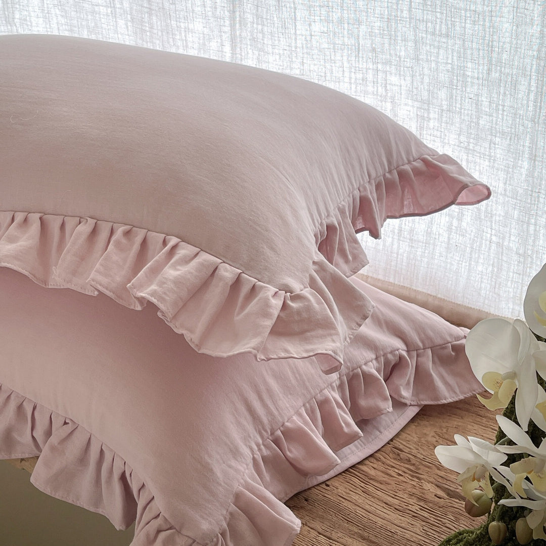 Ruffled Muslin Pillowcase Set