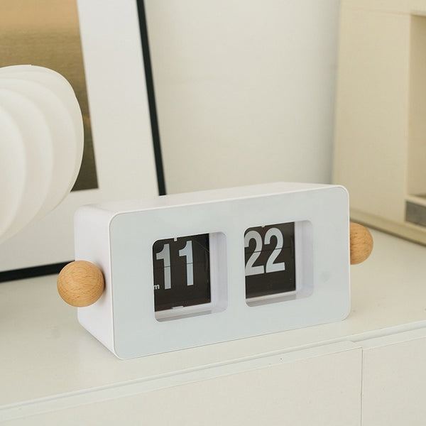 Funky Docky Desk Clock