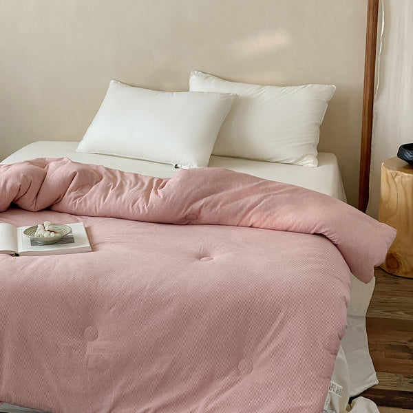 Minimalist Stripe Summer Quilted Blanket