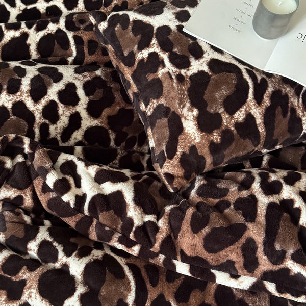 Wild Comfort Bedding Set