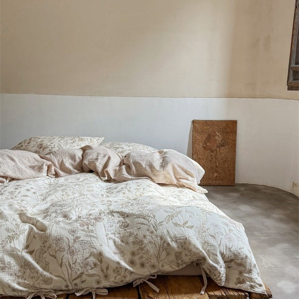 Vivid Floral Bedding Set