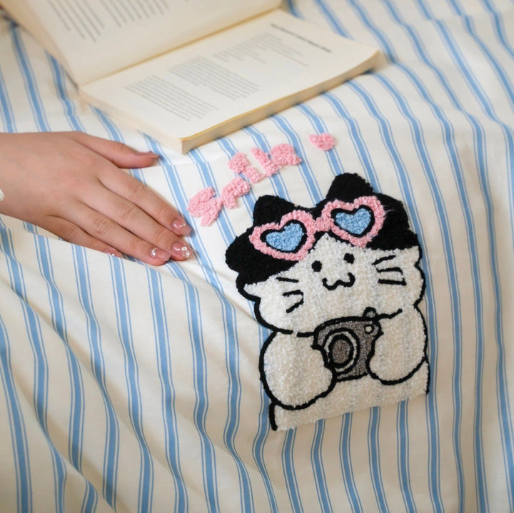 Kitty Cuddle Bedding Collection