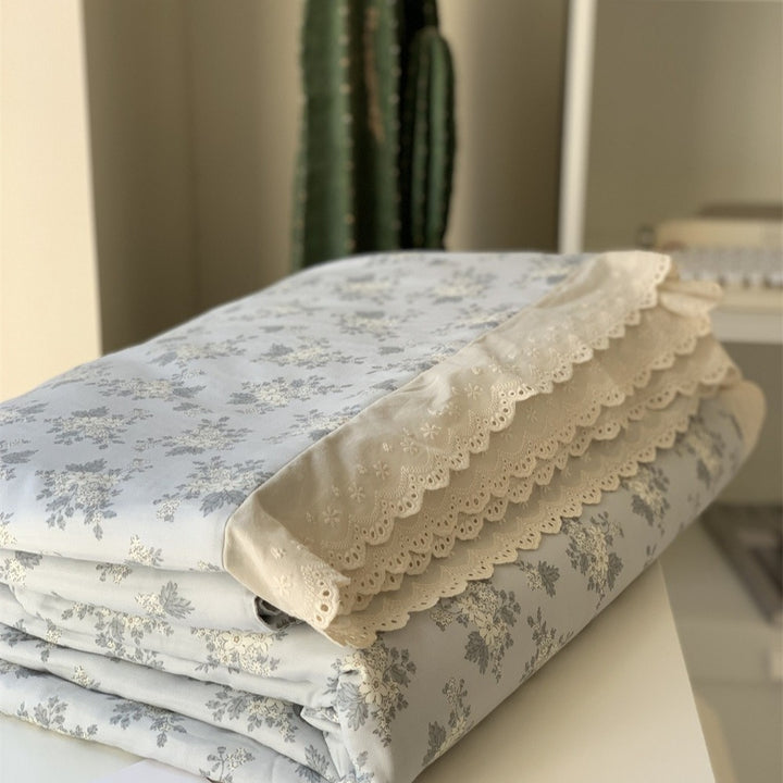 Blossom Secret Summer Quilted Blanket