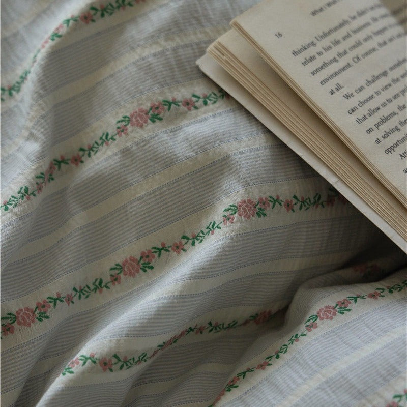 Lawn Party Bedding Set