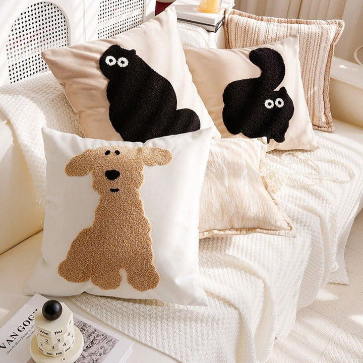 Paw Pals Tufted Cushion