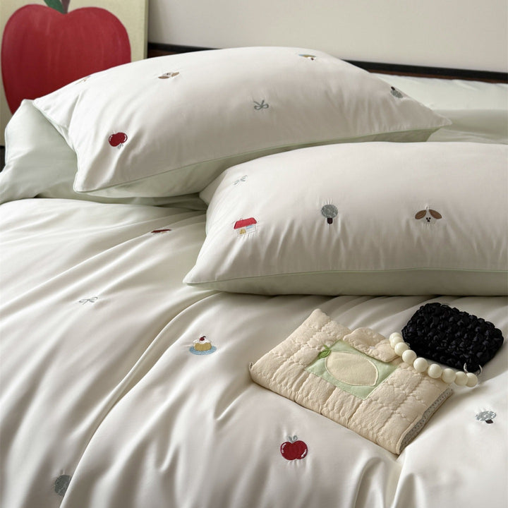 Tiny Dream Bedding Set