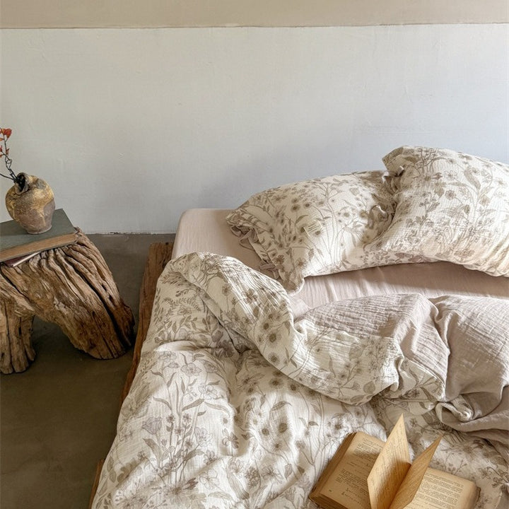 Vivid Floral Bedding Set