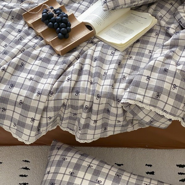 Plaid Bow Summer Quilted Blanket