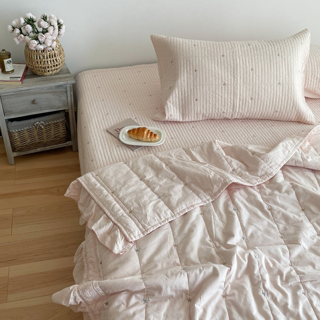 Twinkle Star Summer Quilted Blanket