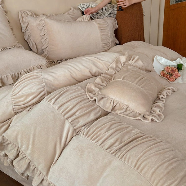 Chateau Ruffle Velvet Bedding Set