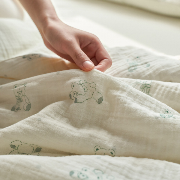 Lovely Bear Summer Quilted Blanket