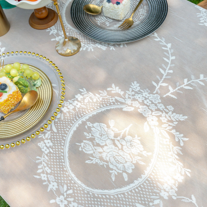 Wreath Lace Scallop Tablecloth