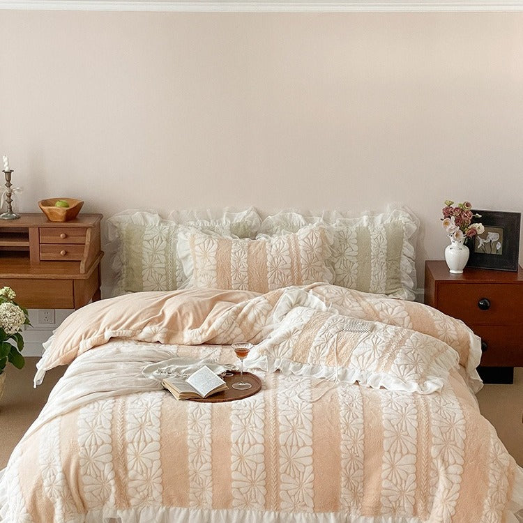 Miss Daisy Bedding Set