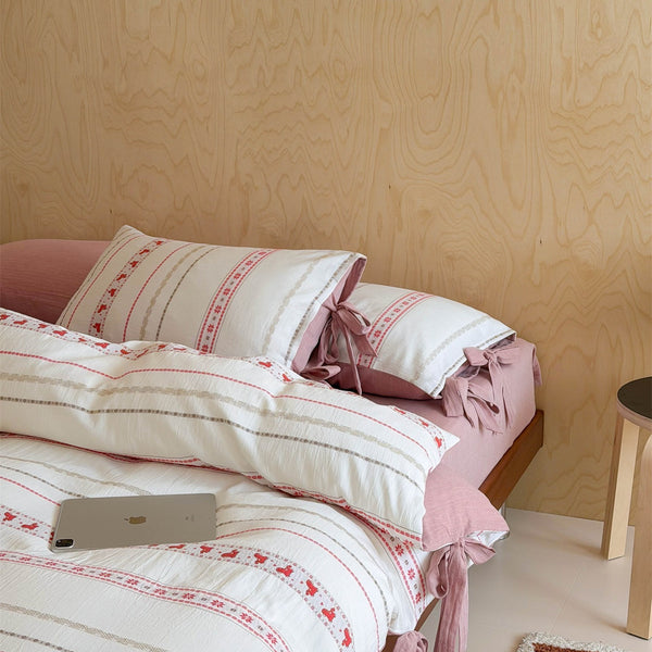 Cottage Pony Bedding Set