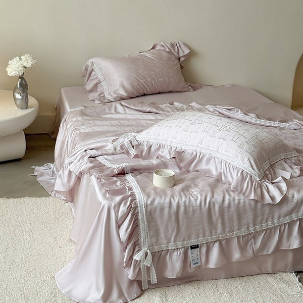 Vivian Bow Jacquard Summer Quilted Blanket Set