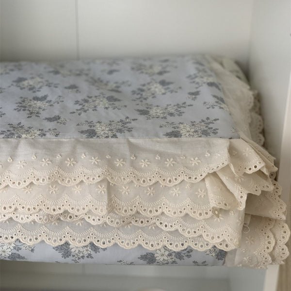 Blossom Secret Summer Quilted Blanket