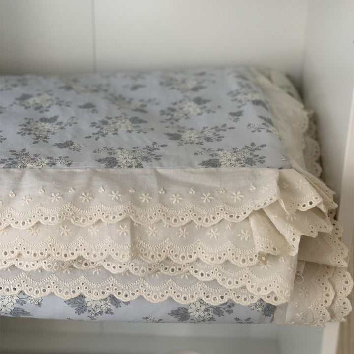 Blossom Secret Summer Quilted Blanket