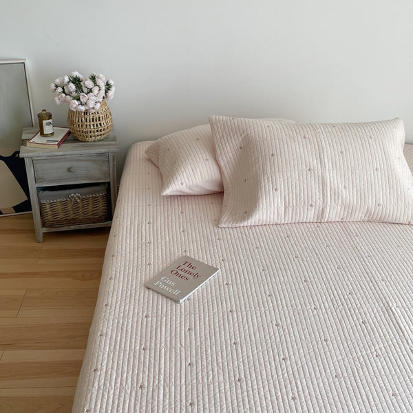 Twinkle Star Summer Quilted Blanket