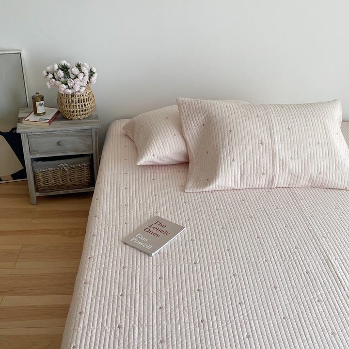 Twinkle Star Summer Quilted Blanket