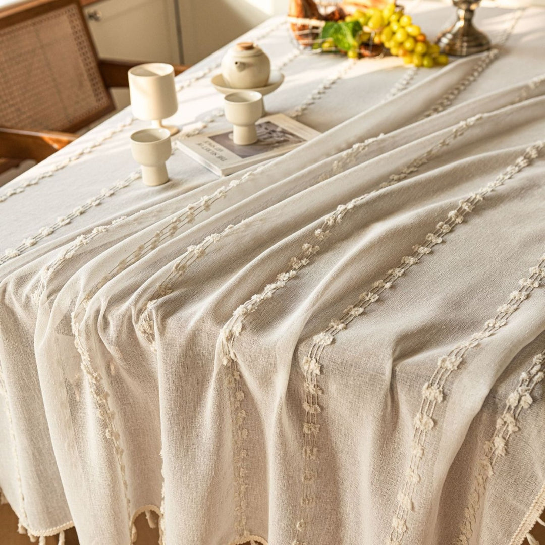 Farmhouse Pom Pom Tassel Tablecloth
