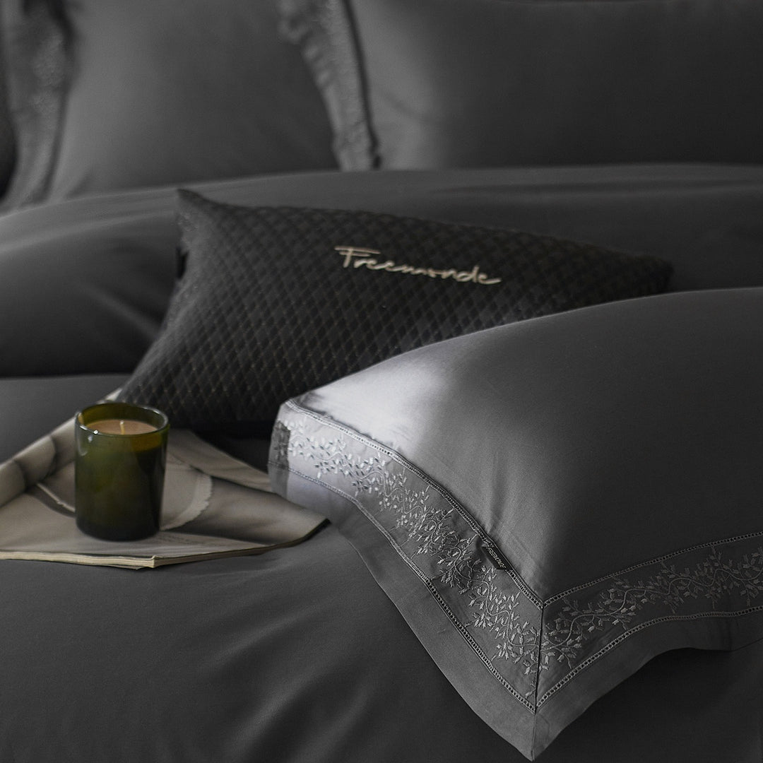 Silky Sateen Foliage Bedding Set