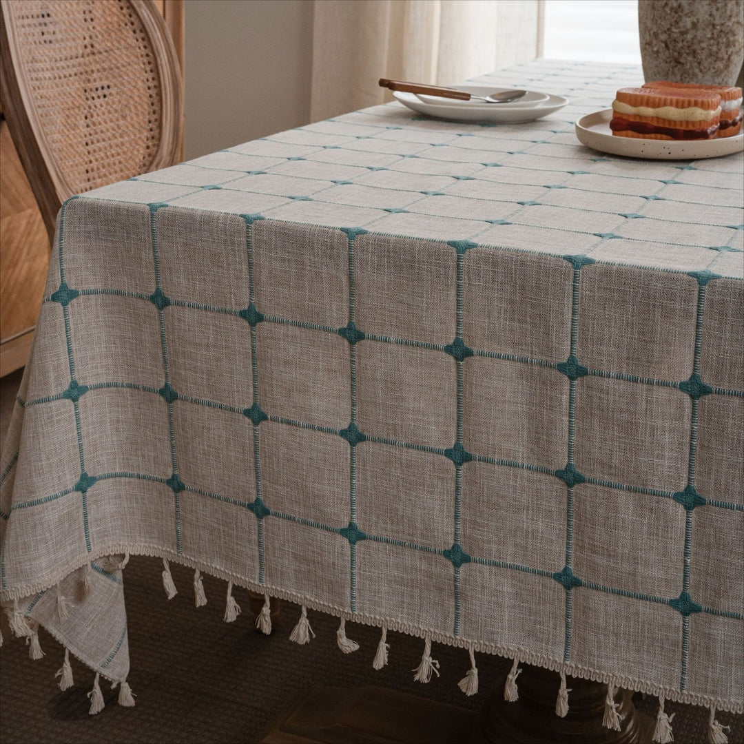 Farmhouse Lattice Tablecloth