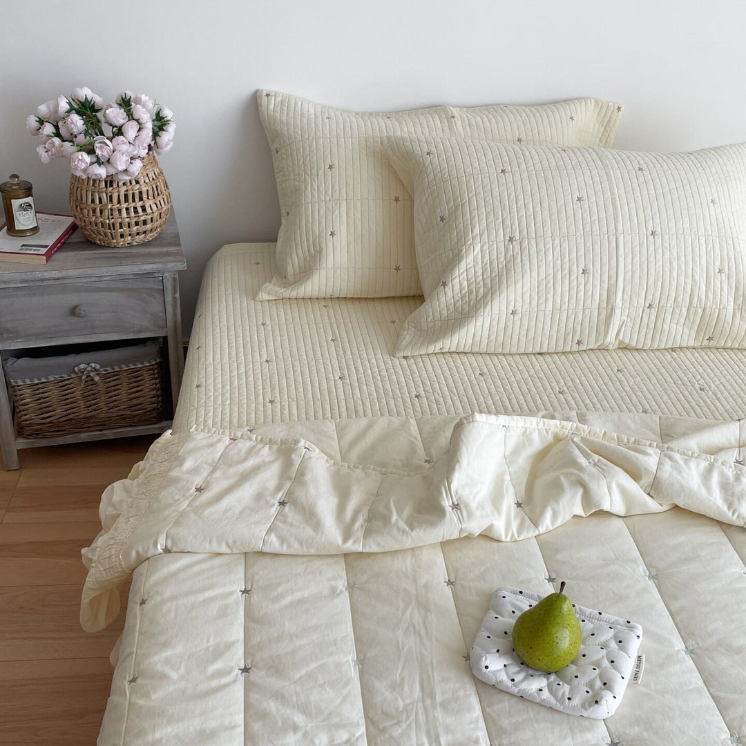 Twinkle Star Summer Quilted Blanket