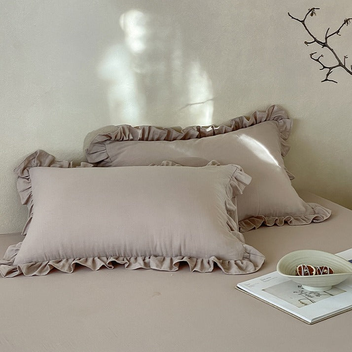 Ruffled Muslin Pillowcase Set