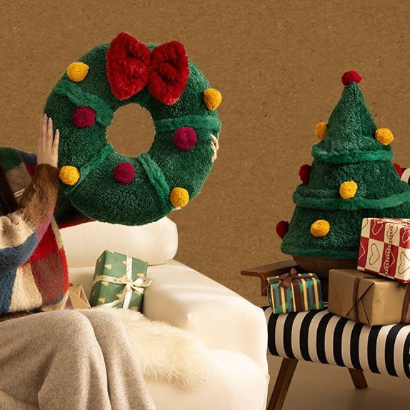 Xmas Wreath Cushion