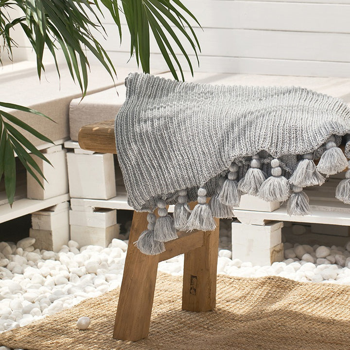 Pom Pom Blanket