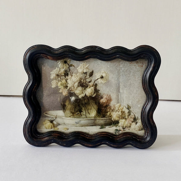Distressed Black Wavy Frame