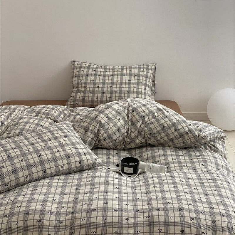 Vintage Line Bow Bedding Set