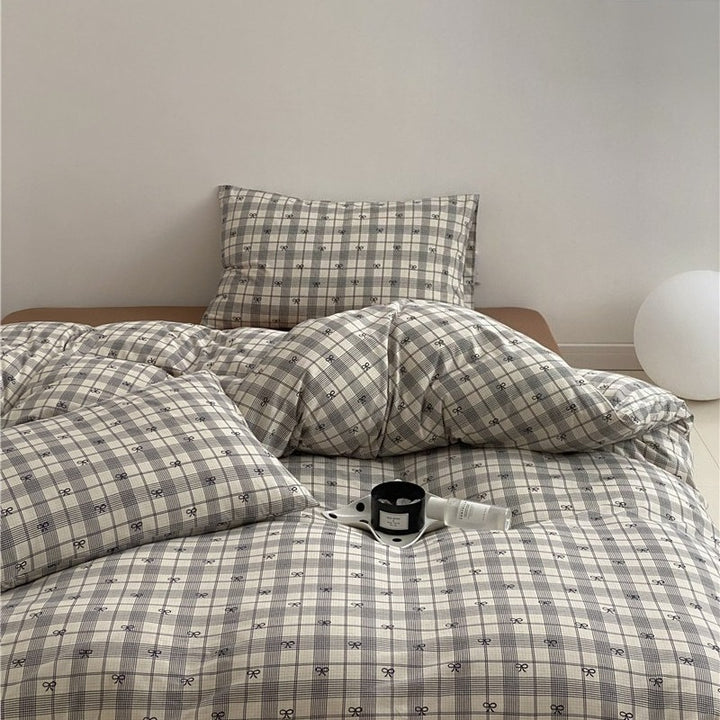 Vintage Line Bow Bedding Set