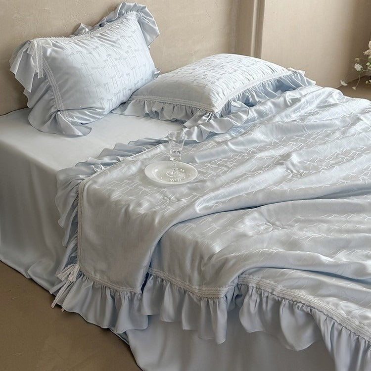 Vivian Bow Jacquard Summer Quilted Blanket Set