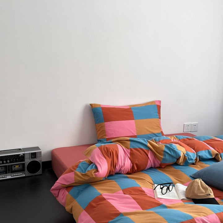 Funky Checkered Bedding Set Collection