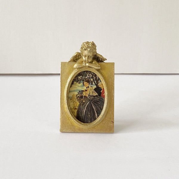 Cherub Top Mini Frame