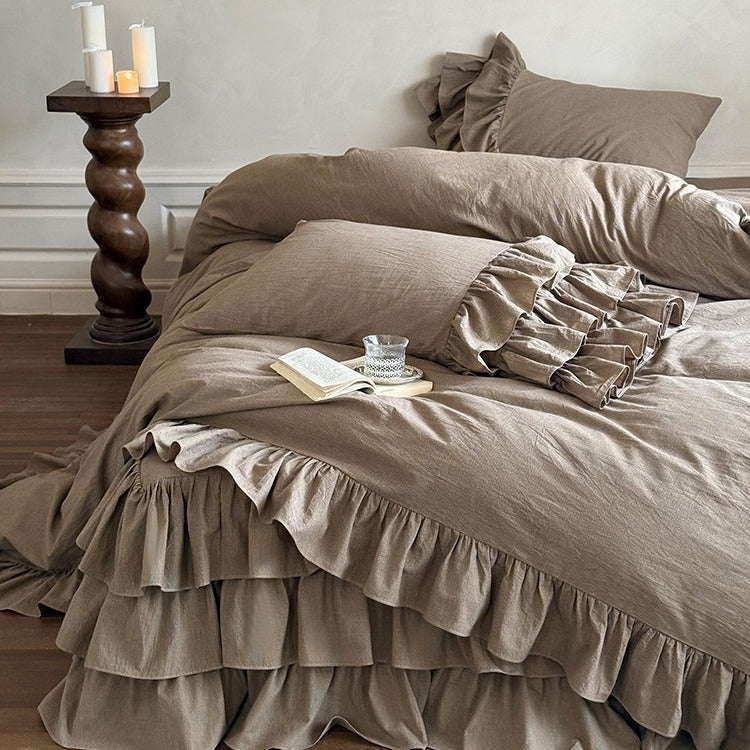 Ruffled Cottage Bedding Set