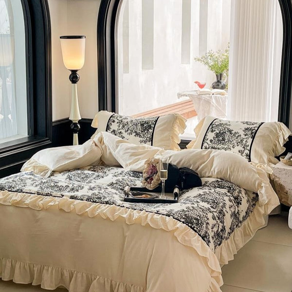 Black Forest Ruffle Bedding Set