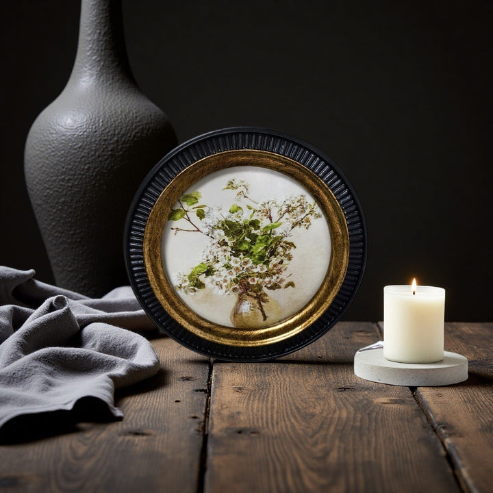 Ribbed Noir Gold Frame