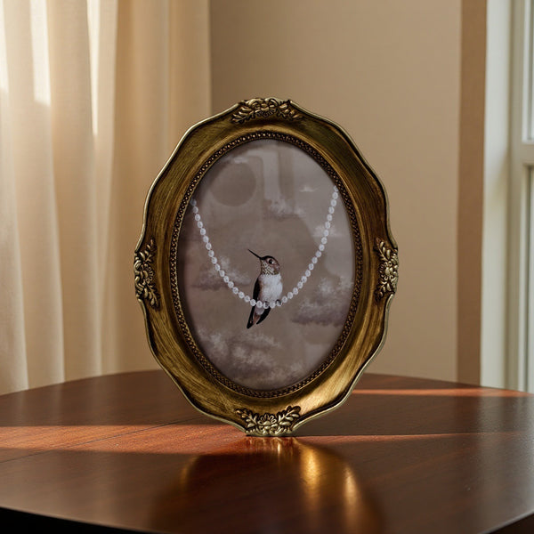 Romantic Vintage Oval Frame
