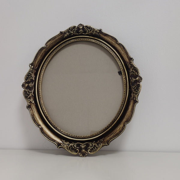 Victoria Hanging Photo Frame