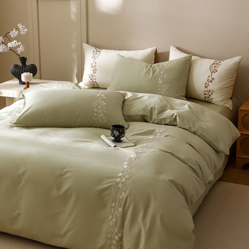 Dewdrop Bells Bedding Set