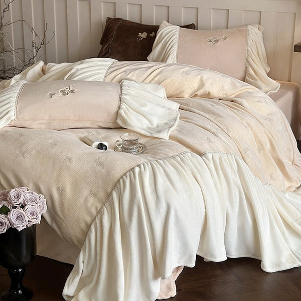 Butterfly Ruffle Plush Bedding Set