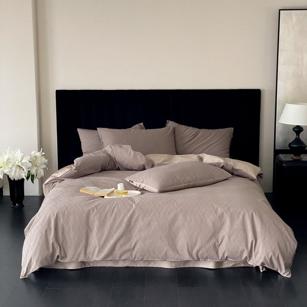 Cloud Crest Bedding Set