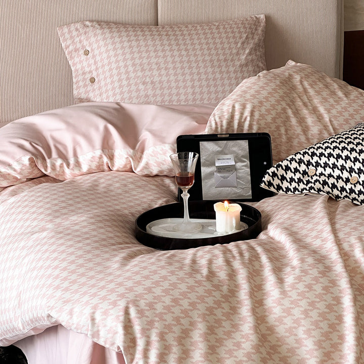 Lumina Houndstooth Bedding Set