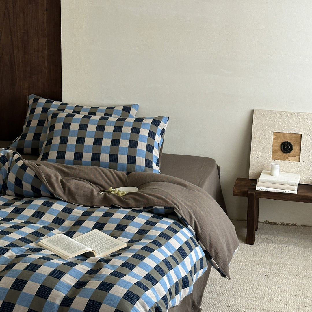 Ocean Grid Bedding Set